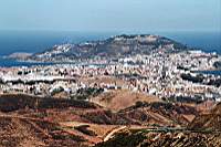 Blick zurck auf Ceuta von Marokko aus (Strae nach Tangar)